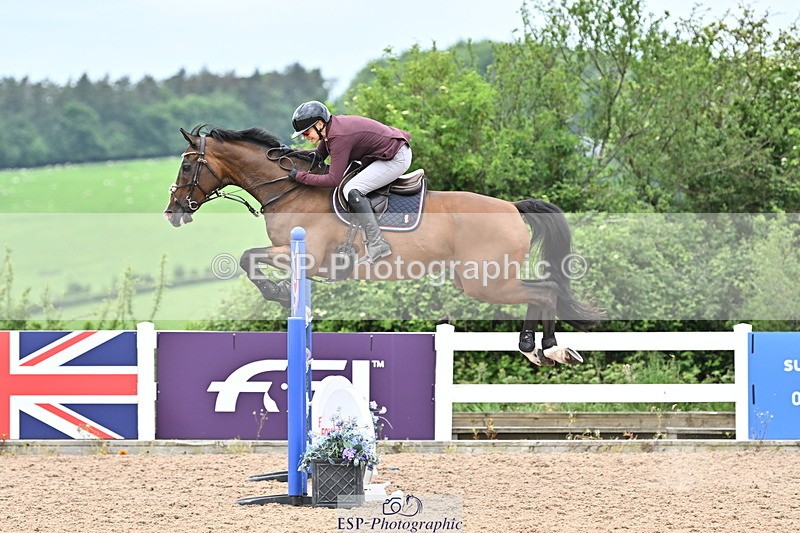 240523A-135936-01991 - Cls 5 National 1.30m