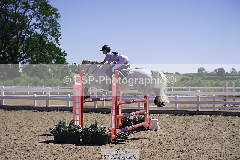 230624A-145704-02098 - Cls 26 Pony Foxhunter & 1.10m Open