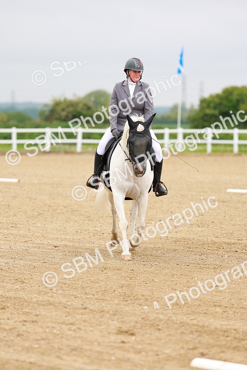 SBM_004623 - Class 15 - Novice 5