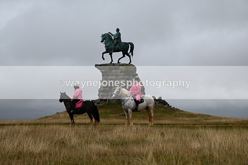 DSC_1828 - Time at Statue 12:13 to 12:32