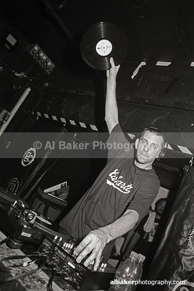 48 - Friends-&-Family @ the-roadhouse 02.10.04