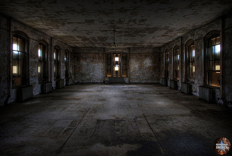 Ellis Island Immigrant Hospital | Gloomy - Ellis Island Immigrant Hospital
