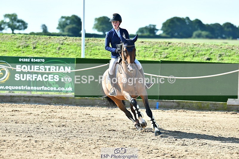 230720A-092113-01671 - Cls 1, 2 Star Small 1.30m