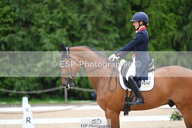 240524-113917-08959 - 520-LONDON_52-Laura_Collett