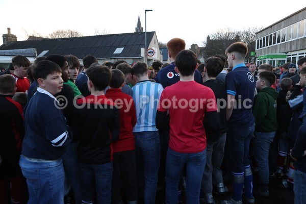 AA076579 - New Years Boys Ba'