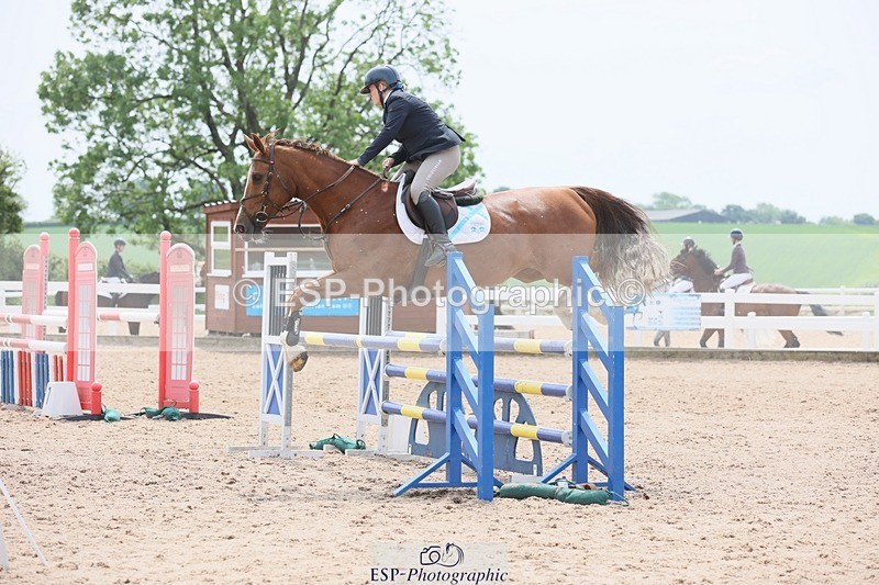 250523-124340-01397 - Cls 09 A&B  Snr Disc & 1.00m Open