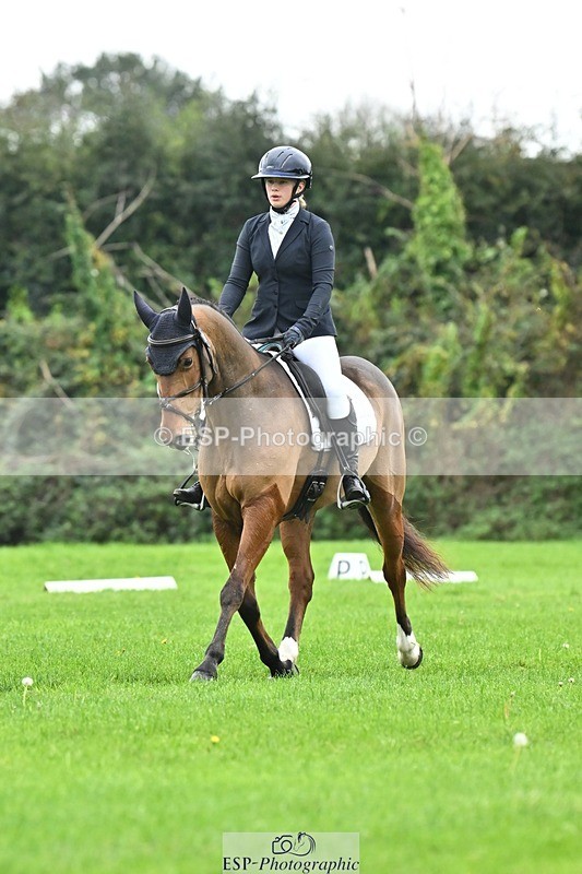 241024-133730-04163 - 328-Zara.Head-FOURFIELDS.LOVEHEART