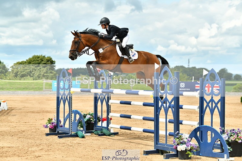 230720A-122604-02823 - Cls 33, 7 Yr Olds 1.30m