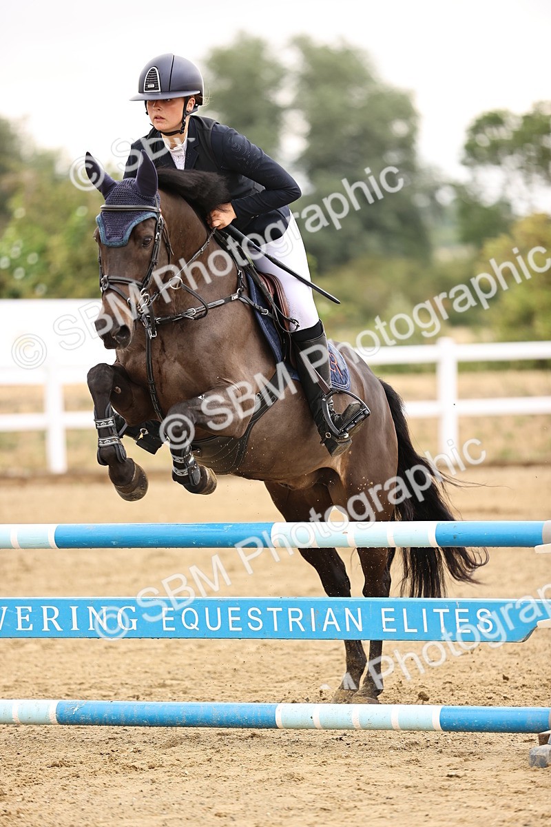 SBM_024400 - Class 8 - Clear Round