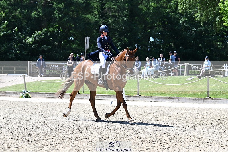 250522A-122216-03712 - C-202-Kitty.King-MBF.REDHOUSE.EVOQUE