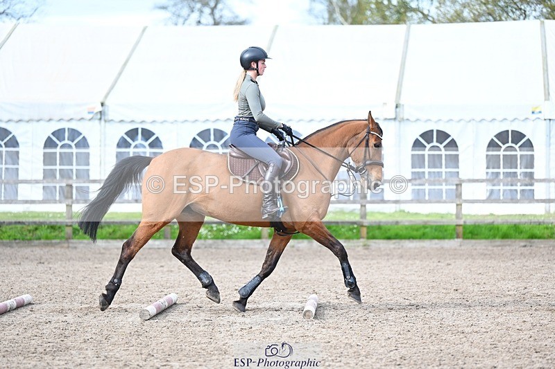 240411-162511-00781 - Group 4 SJ