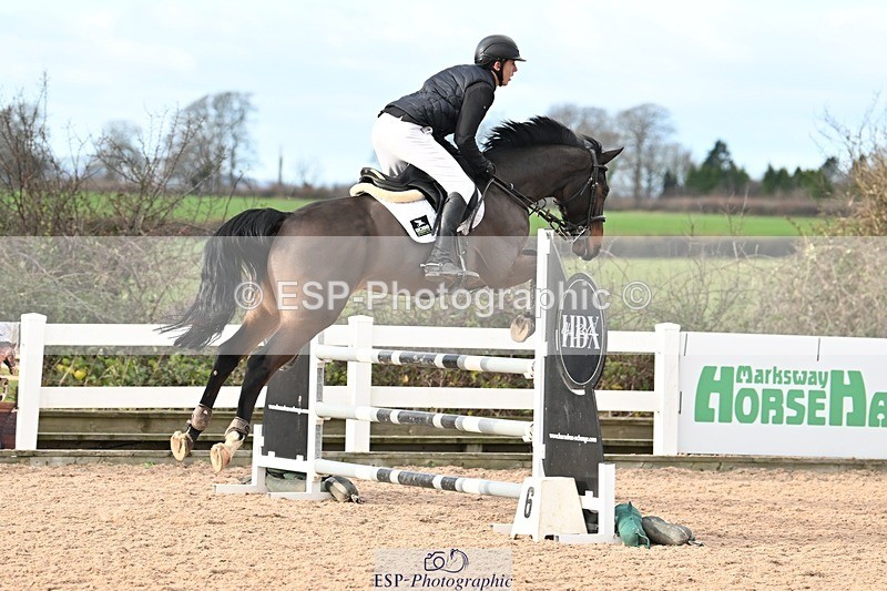 241208-131639-01734 - Cls 21 Newcomers and 1.10m Open