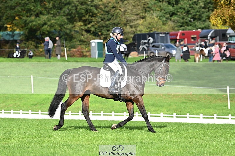 251023A-103239-02520 - G-507-Dominique.Kinnaird-Ainley