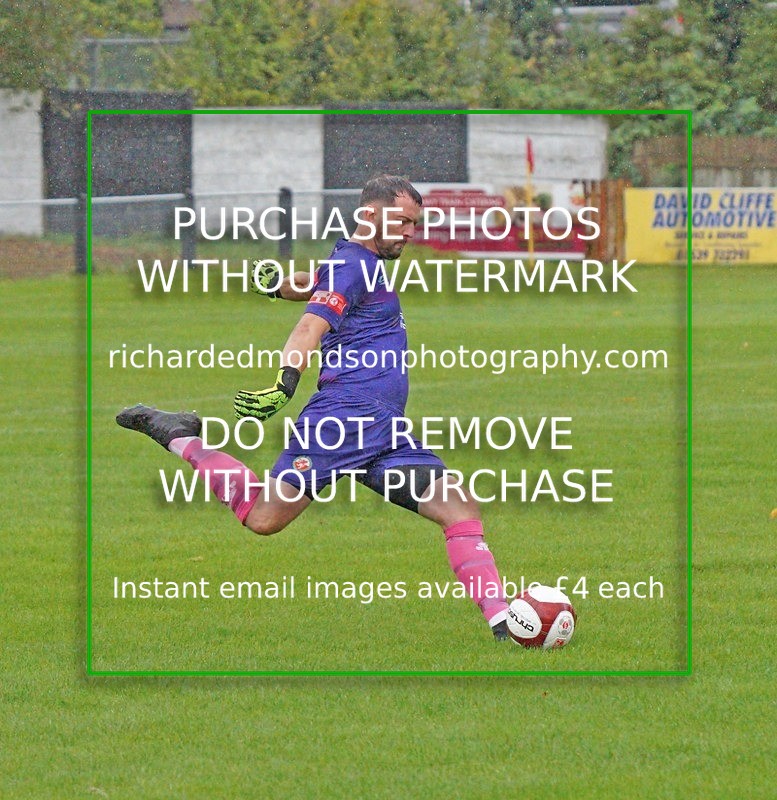 DSC02095 - Kendal Town v Trafford (2/10/21)
