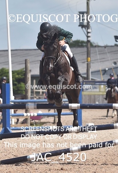 JAC_4520 - CLASS 6 Senior Newcomers/ 1.10m Open