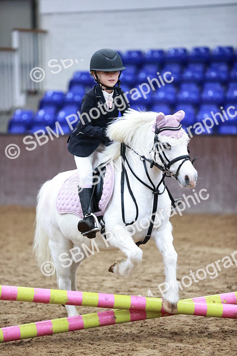 SBM_000126 - Class 1 - Cross Pole Jumping 30cm 40cm