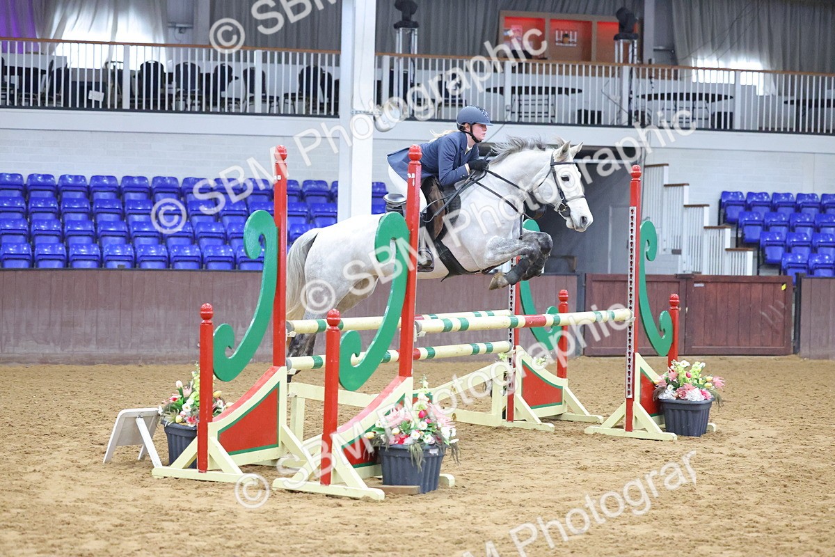 SBM_008383 - Class 21 - Nupafeed Supplements Senior Discovery/ 1m Open - First Round (1.00m)