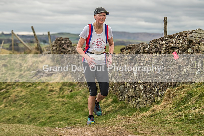 Helm Hill -850 - Kendal Winter League Helm Hill Fell Races (Under 13/15/17 & Seniors) Sunday 16th March 2025