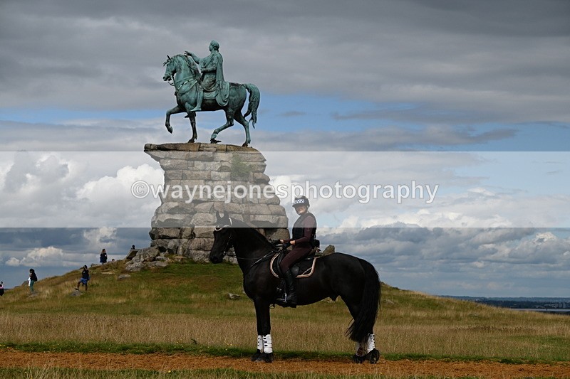 DSC_8983 - Time at Statue 14:33 to 15:10