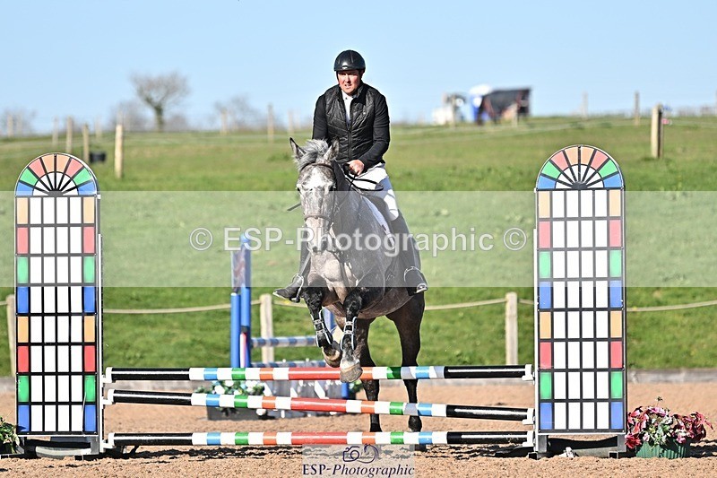 250401-165947-00228 - 70cm classes