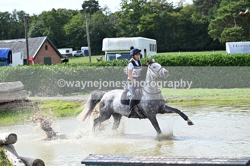 WJ7_1140 - Time 12:02 to 12:30