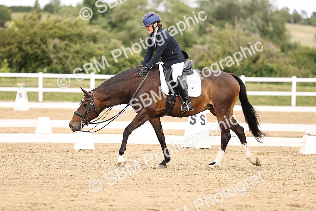 SBM_010401 - Class 8b - Medium 6 - 12.53-14.11