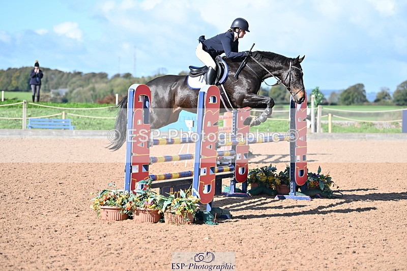 231014A-114026-04457 - Cls 18 Newcomers & 1.10m Open