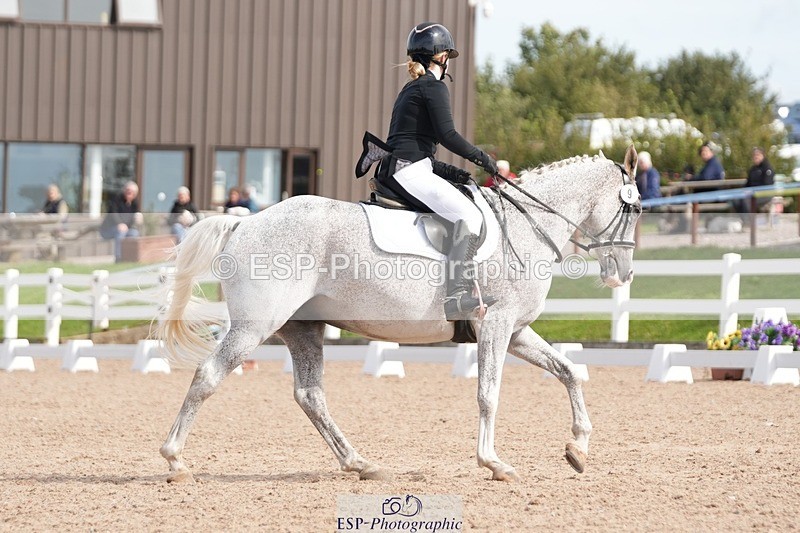 250906-114623-01659 - 009-Terri.EllawayTagula.Passion