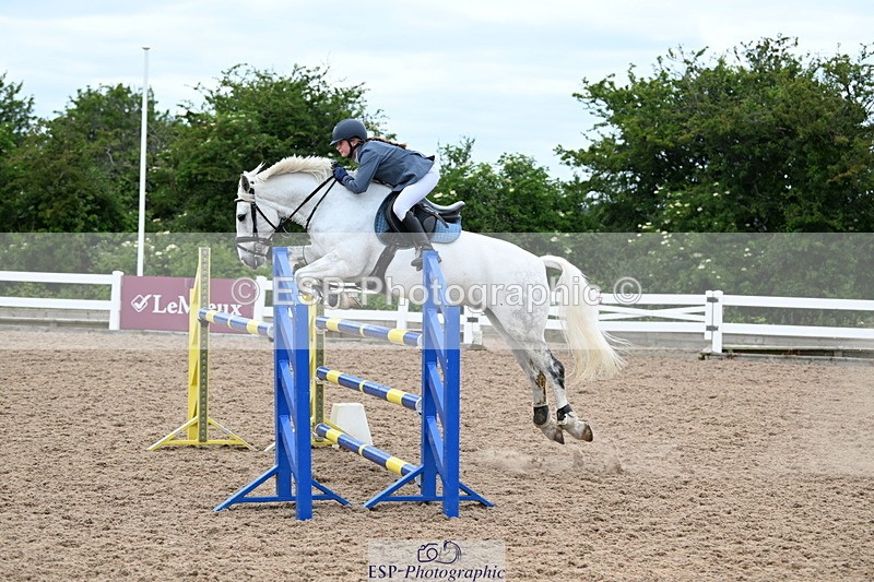 240609A-143409-05974 - Cls 26 Pony Foxhunter and 1.10m Open