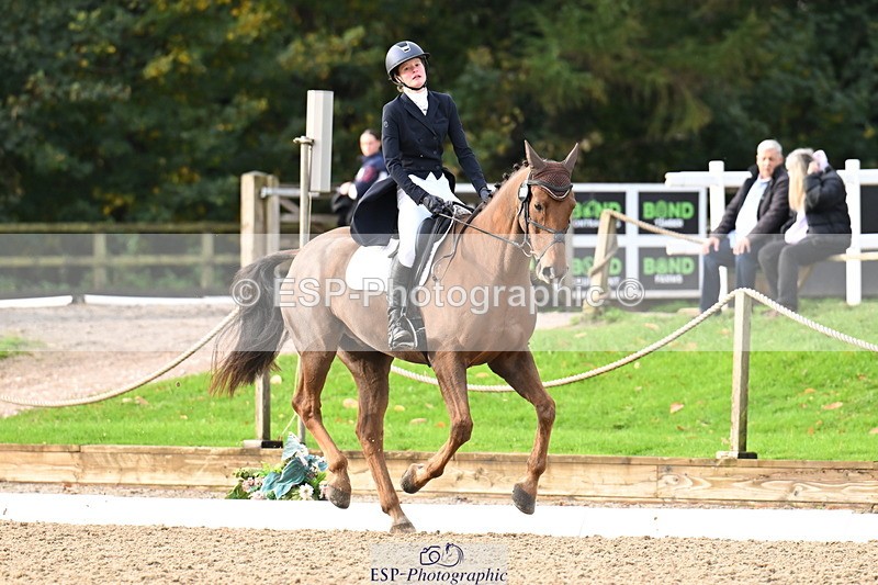 251023A-095314-01351 - B-124-Sophie.Lamb