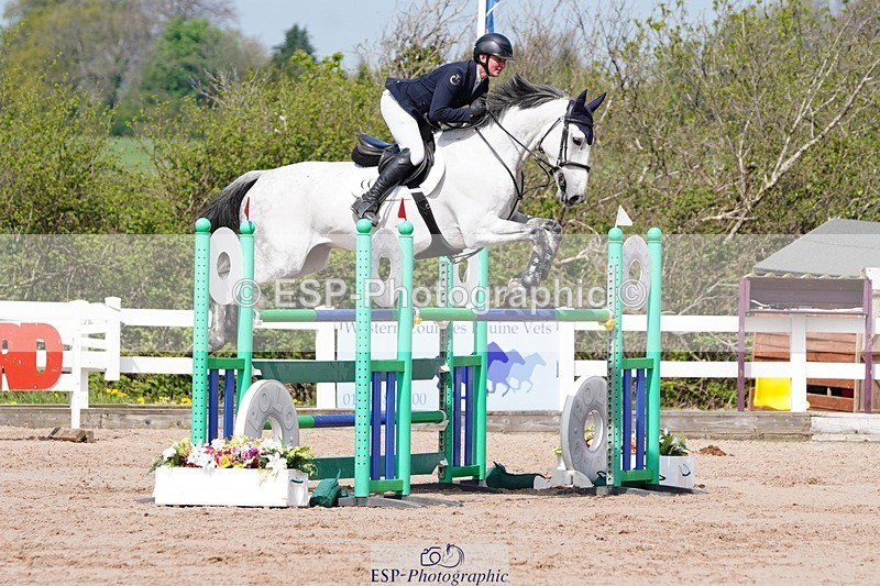 250427-112516-16211 - Cls 4 - 2 Star Small Tour