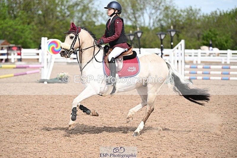 250504-105922-02244 - Cls 15+16 Club and Schools 70cm