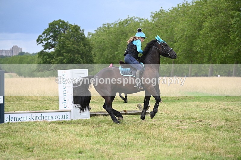 WJ6_3190 - Time at Jump 11:06 to 11:40