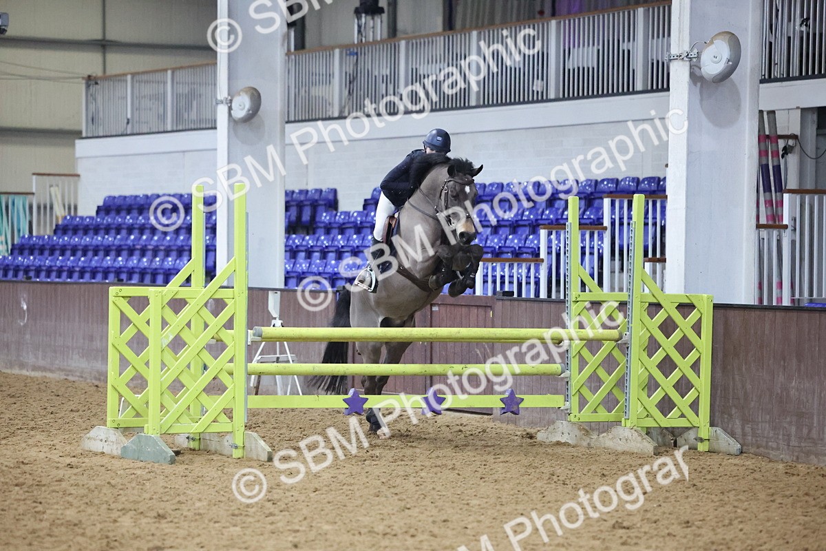 SBM_003458 - Class 11 - Blue Chip Pony Newcomers - 1.00m Open