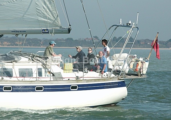 081012 K428 DISCOVERY 8CDX1142 - Sailboats - monohull
