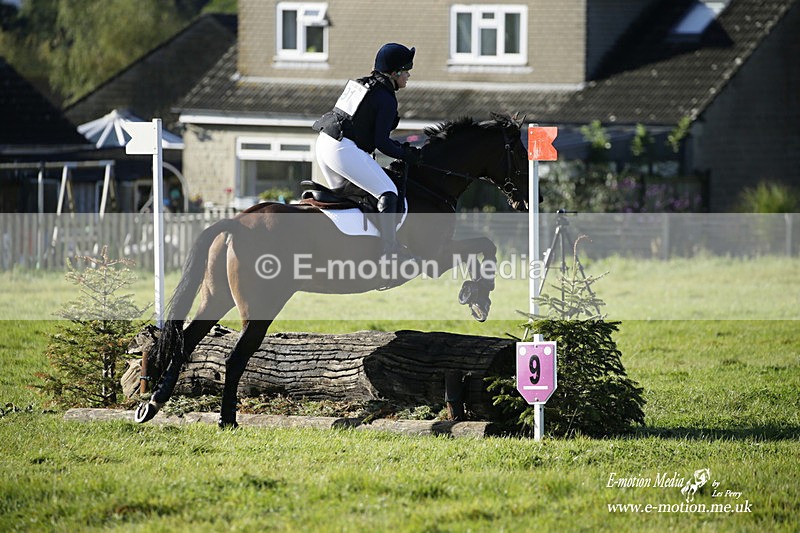  WWHT 031021 761 - WWEC Novice Restricted (0.80m) 18/10/20