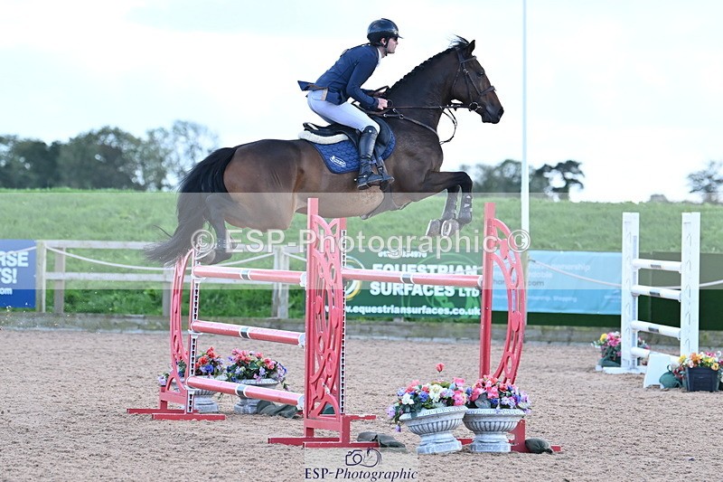 231014A-182143-06407 - Cls 21 National 1.30 & 1.40m Open