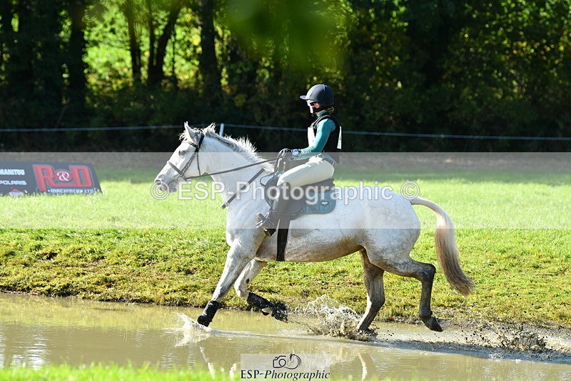 251025A-121940-19634 - F-415-Tara.Leddy