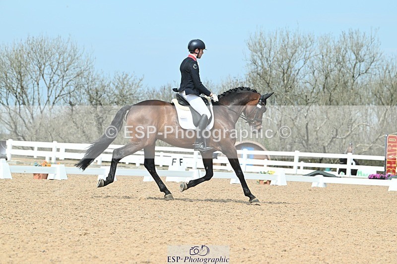 250403-120811-02239 - 048-Angus.Corrie-Deane-Maigret.VD.Watermolen