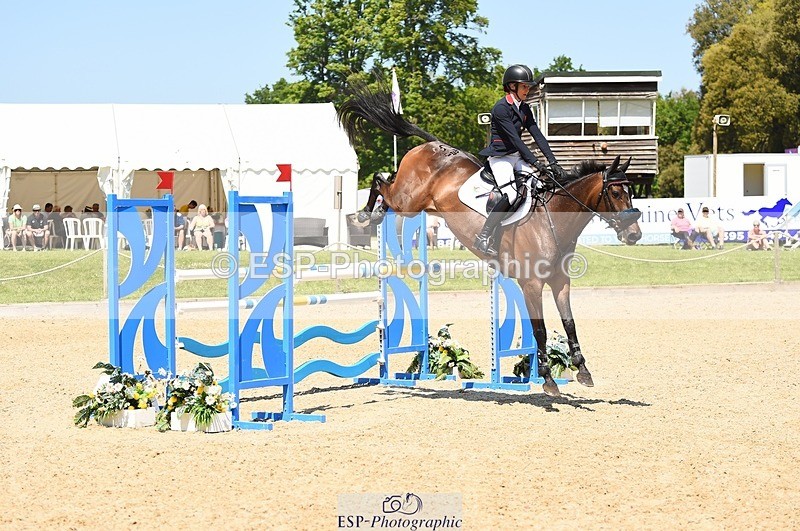 230527-135942-10996 - 438-IRISH_TRUMP-Sarah_Bullimore-SJ