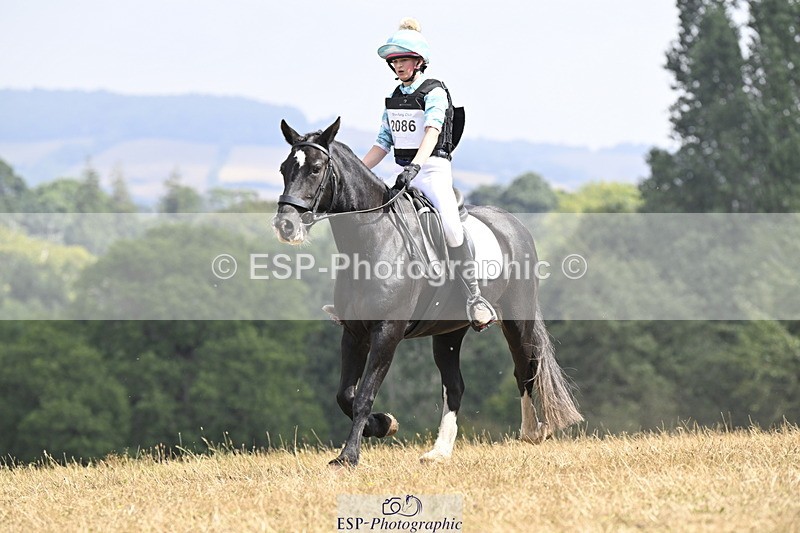 250824A-131517-36825 - 2086-Natalie.Squire-Charcoal