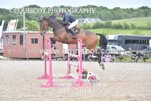 BPP_1819 - FRI CLASS 6 Senior Foxhunter/ 1.20m Open