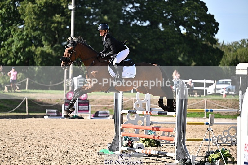 260906A-160809-04576 - Cls 24 Snr Foxhunter