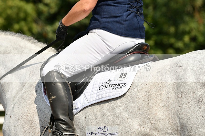 250817-120455-08757 - 099-Essie.BarkerBloody.Nora