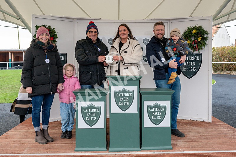 010126-Race 2-El Muchacho-3910 - Race 2