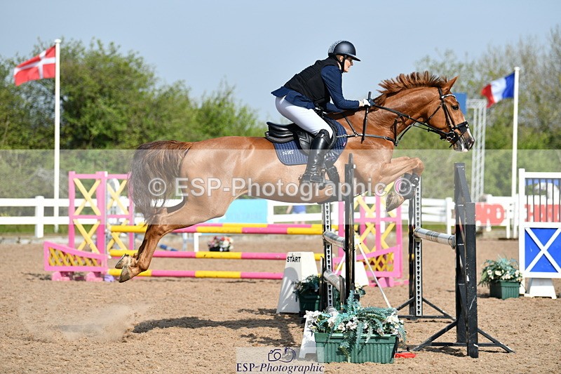 240511A-094830-11375 - Cls 28 95cm National Am Quali