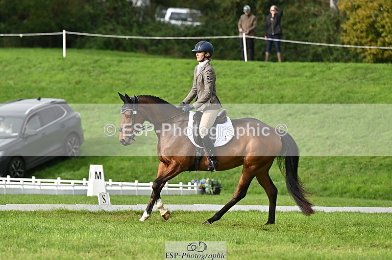 251024A-101606-08014 - F-453-Lucy.Lloyd