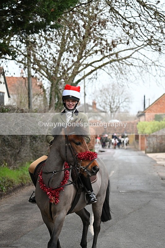 WJ7_1046 - Pub Corner