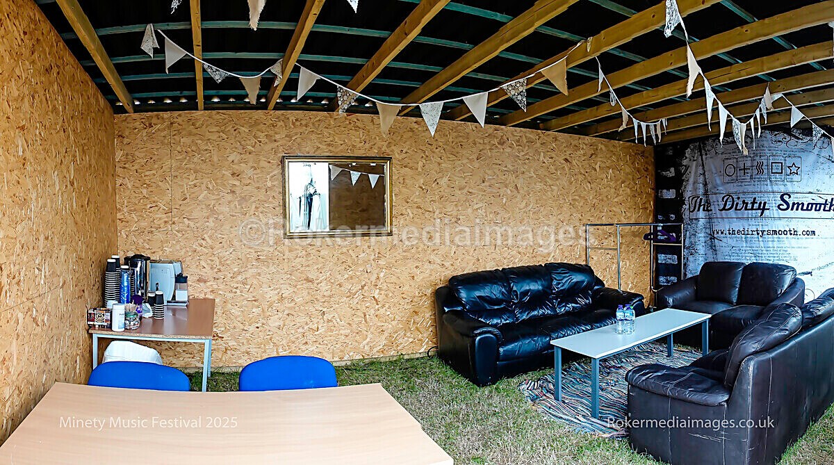 SATURDAY-60 - MINETY 2025