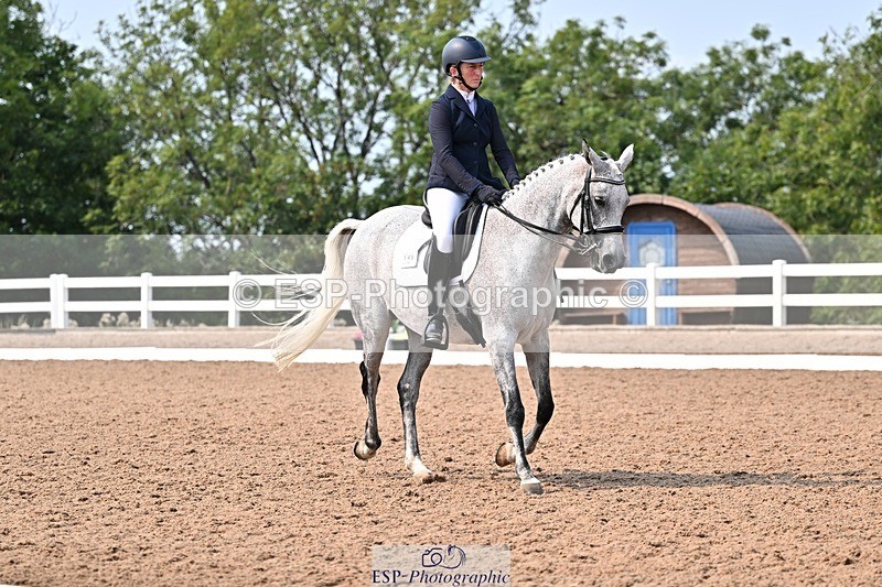 250816-145130-05468 - 149-Sophie.HawkeRAINBOW.DREAM